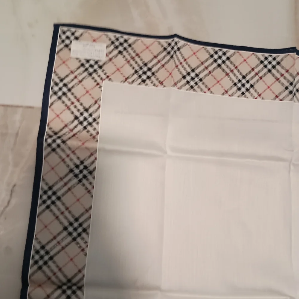 Burberry Cotton Handkerchief Check Light